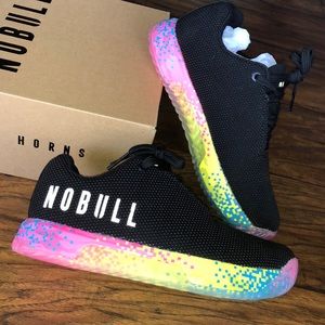 NEW NOBULL TRAINER + SIZE M6/W7.5